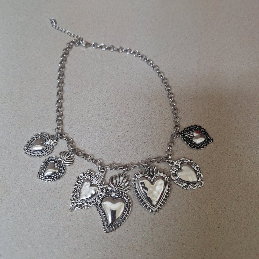 SILVA NECKLACE.